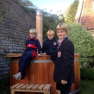 Pre-loved hot tub near Bath, October 2014